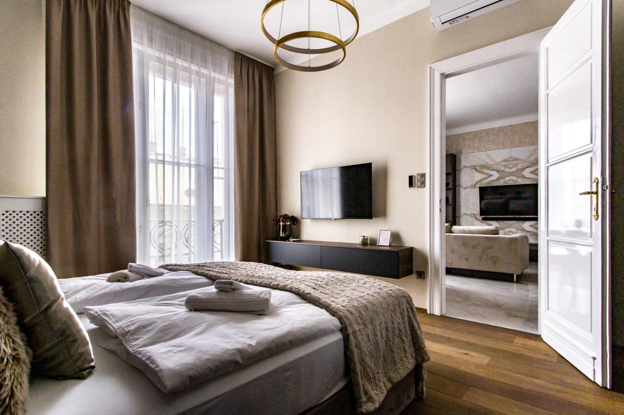N16 Deluxe Apartment Budapest Exterior photo