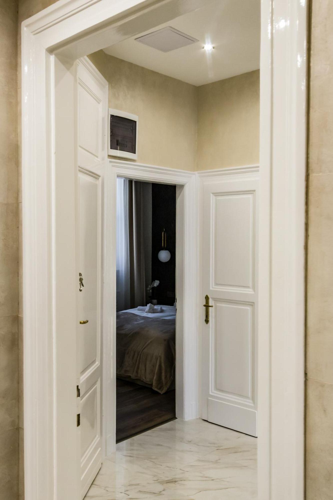 N16 Deluxe Apartment Budapest Exterior photo
